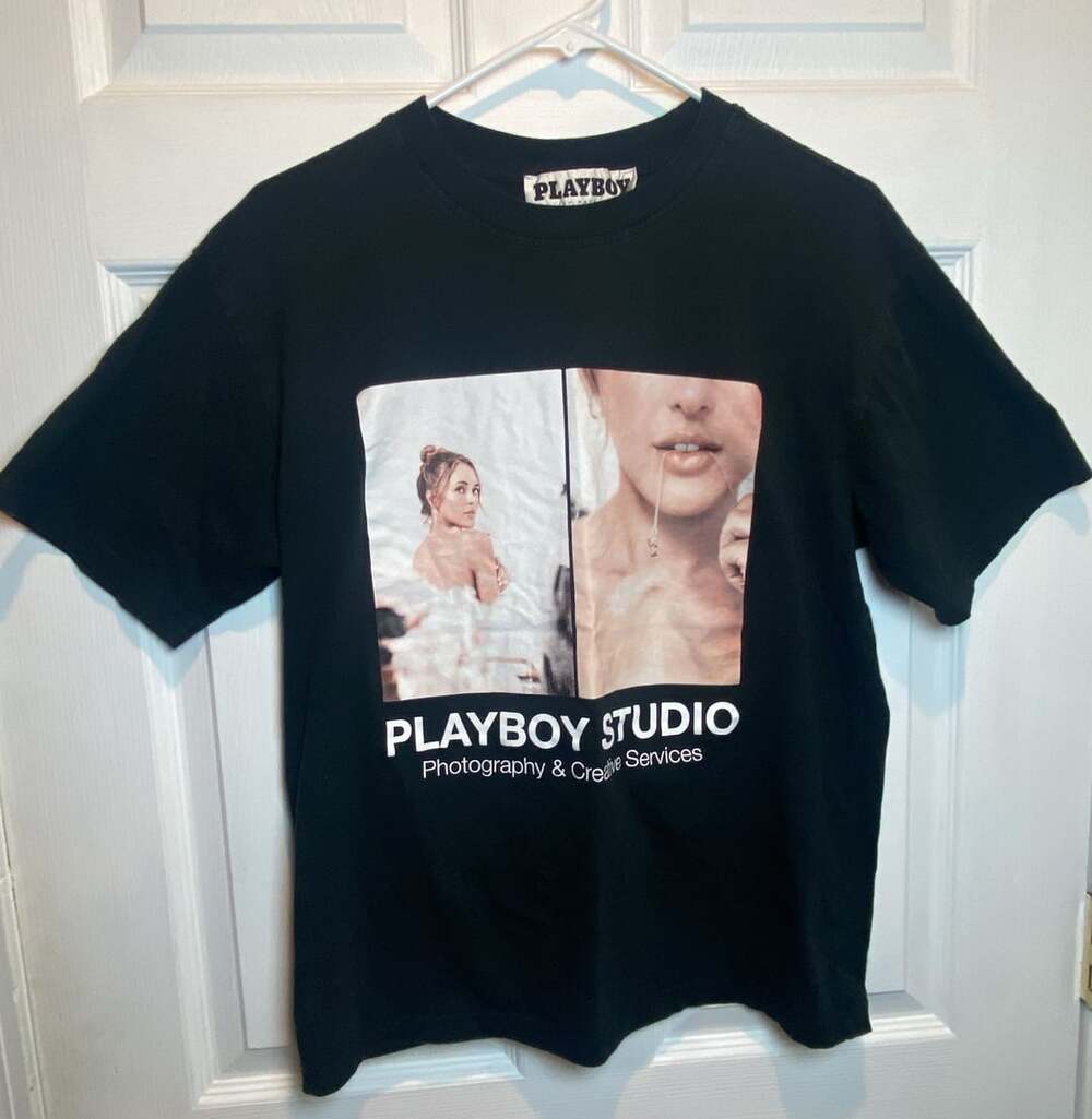 Playboy By Pacsun Graphic T-Shirt Size M Black